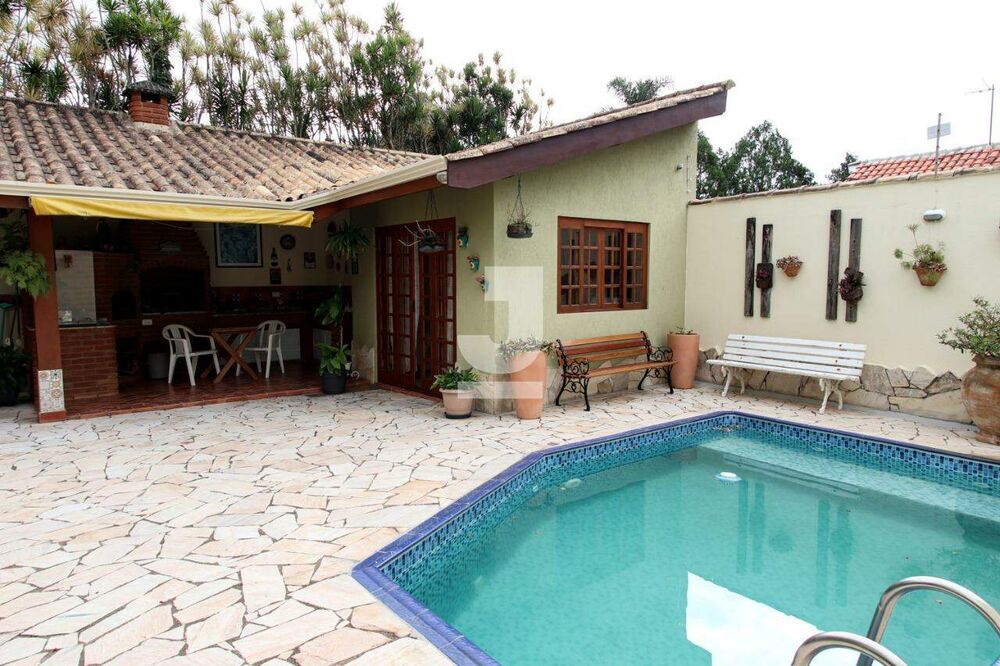 Casa à venda com 3 quartos, 402m² - Foto 3