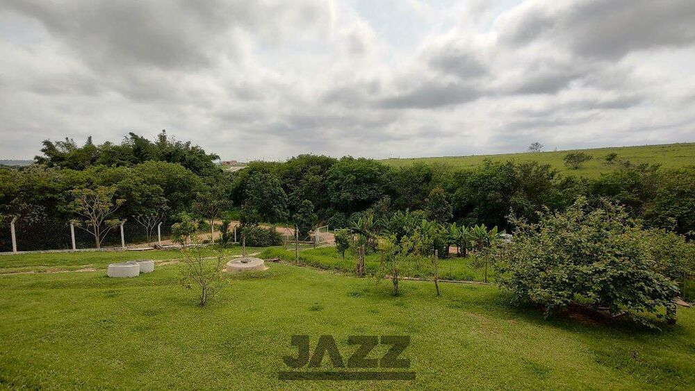 Chácara à venda com 4 quartos, 244m² - Foto 3