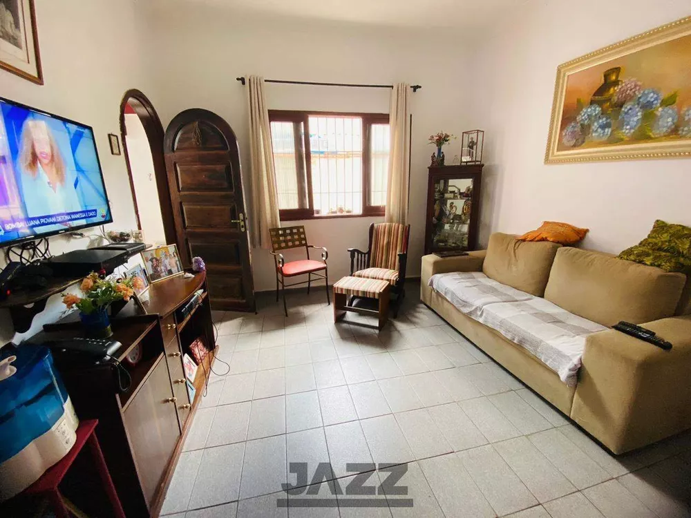 Casa à venda com 3 quartos, 90m² - Foto 1