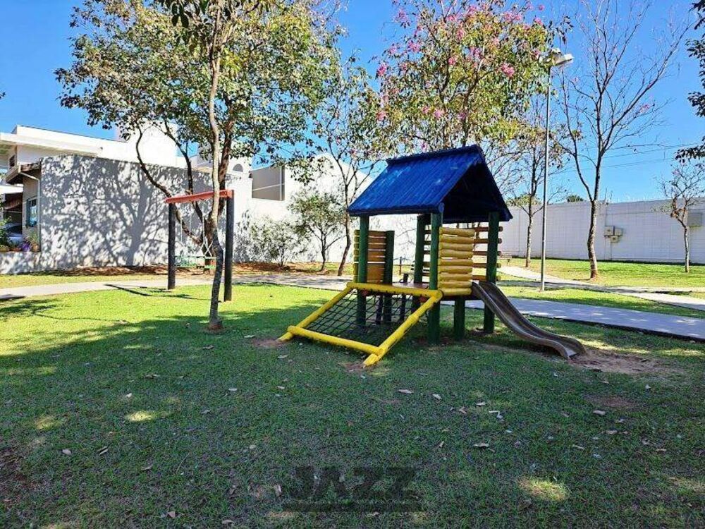 Casa de Condomínio à venda com 3 quartos, 256m² - Foto 3