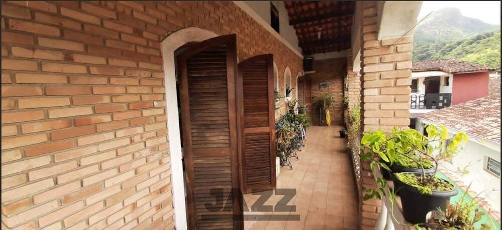 Casa, 6 quartos, 300 m² - Foto 2