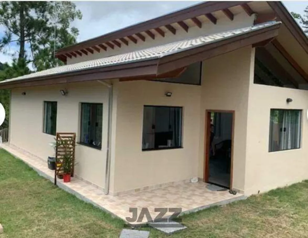 Casa à venda com 3 quartos, 110m² - Foto 1