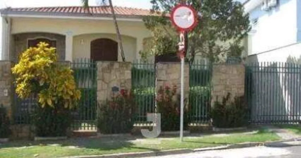 Casa, 3 quartos, 405 m² - Foto 1