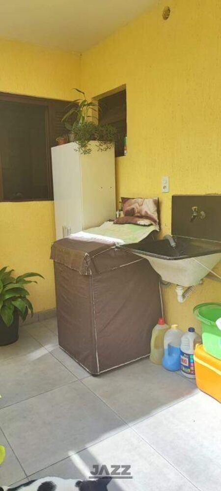 Casa à venda com 4 quartos, 140m² - Foto 16