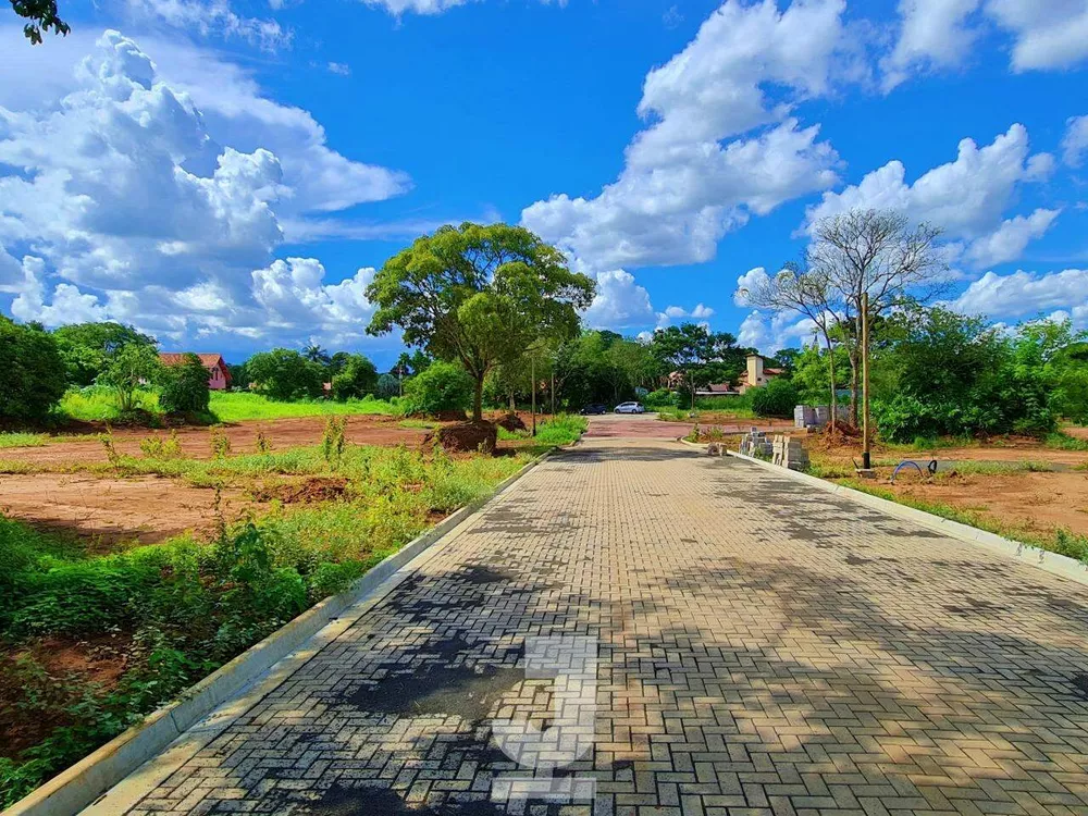 Terreno à venda, 1000m² - Foto 1