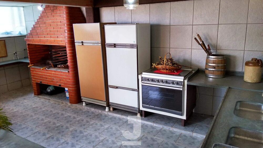 Chácara à venda com 7 quartos, 575m² - Foto 2