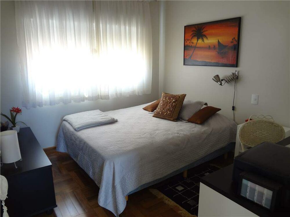 Casa de Condomínio à venda com 4 quartos, 322m² - Foto 4