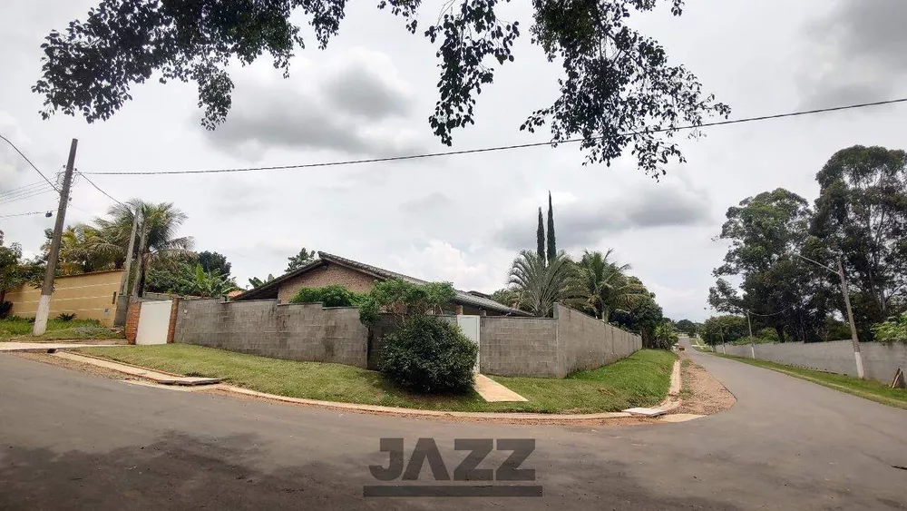 Fazenda à venda com 3 quartos, 300m² - Foto 2