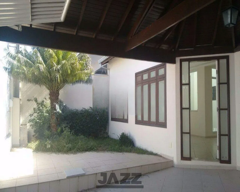 Casa, 3 quartos, 207 m² - Foto 1