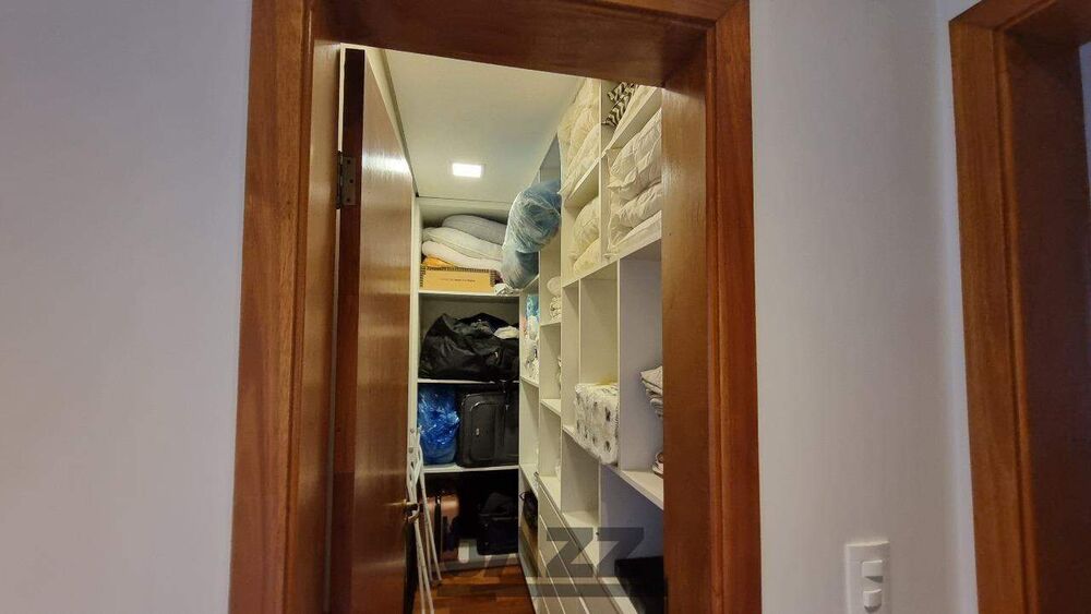 Casa de Condomínio à venda com 4 quartos, 330m² - Foto 13