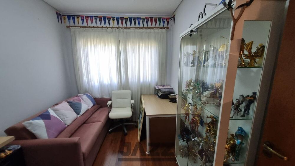 Casa de Condomínio à venda com 4 quartos, 330m² - Foto 3