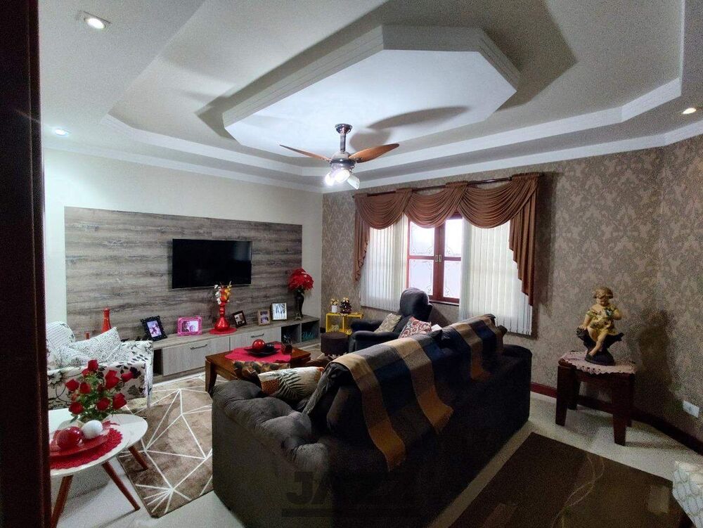 Casa, 3 quartos, 196 m² - Foto 3