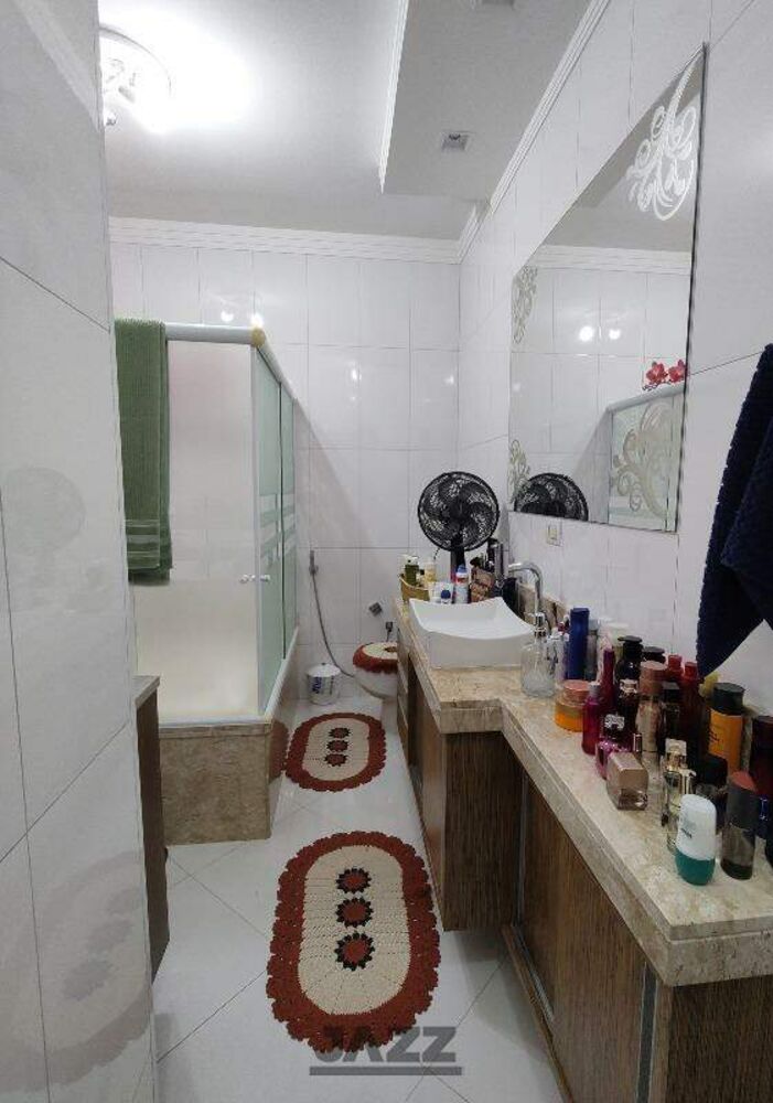 Casa, 3 quartos, 196 m² - Foto 10