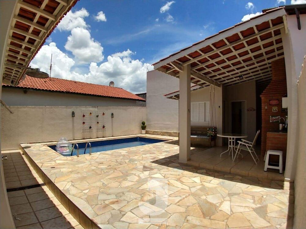 Casa, 3 quartos, 209 m² - Foto 3