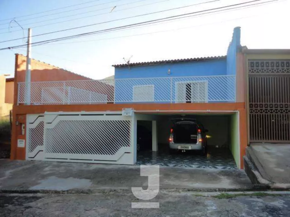 Casa à venda com 4 quartos, 750m² - Foto 1