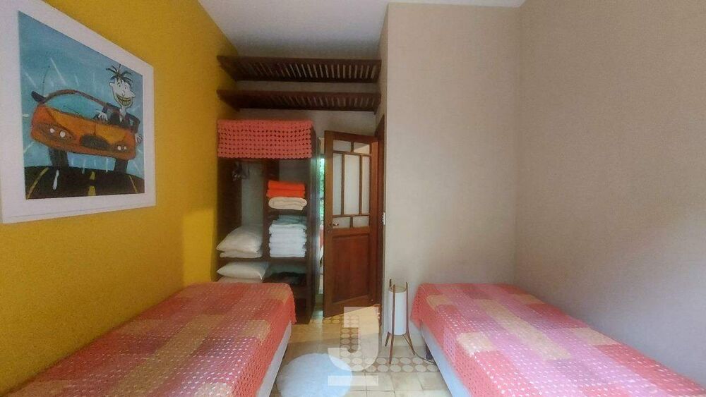 Casa à venda com 3 quartos, 230m² - Foto 4