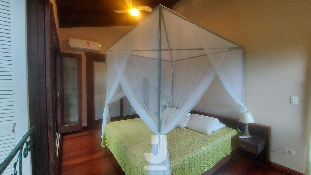 Casa à venda com 3 quartos, 230m² - Foto 8