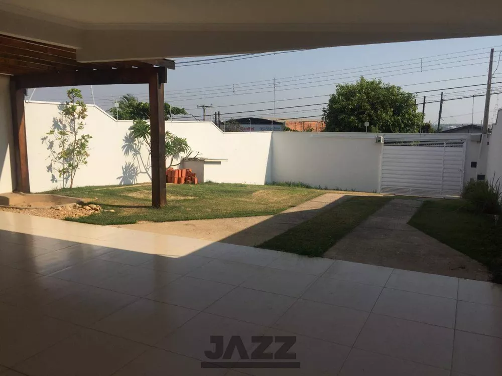 Casa à venda com 3 quartos, 250m² - Foto 3