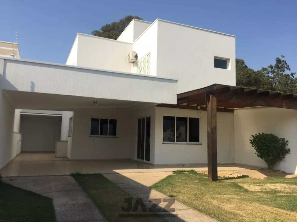 Casa à venda com 3 quartos, 250m² - Foto 2