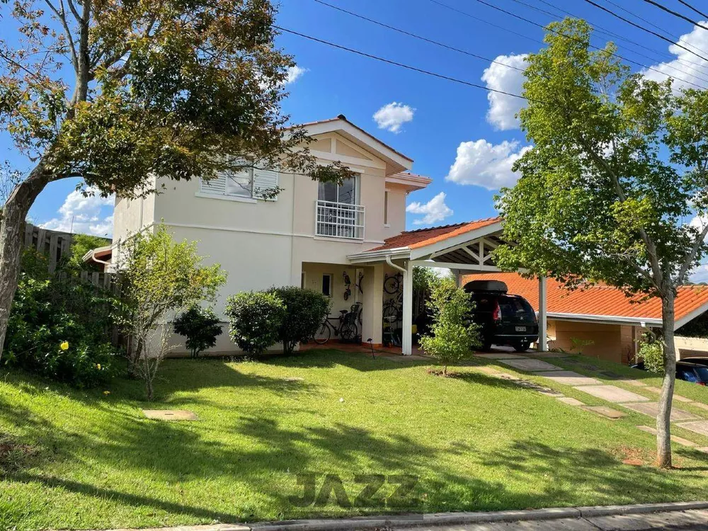 Casa à venda com 3 quartos, 200m² - Foto 1