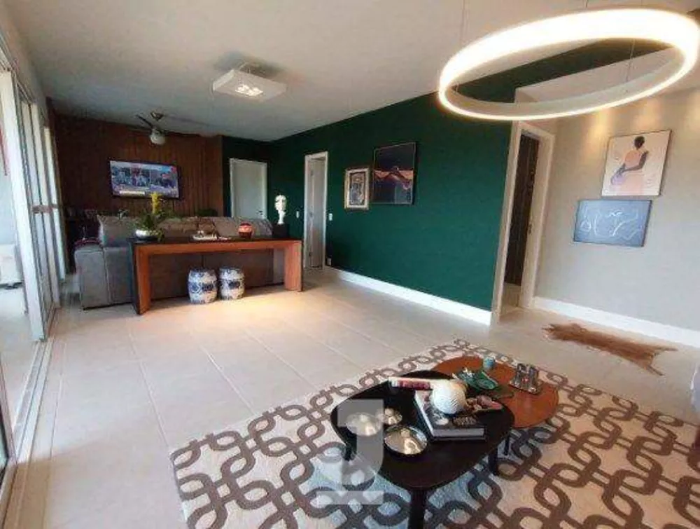 Apartamento à venda com 3 quartos, 137m² - Foto 1