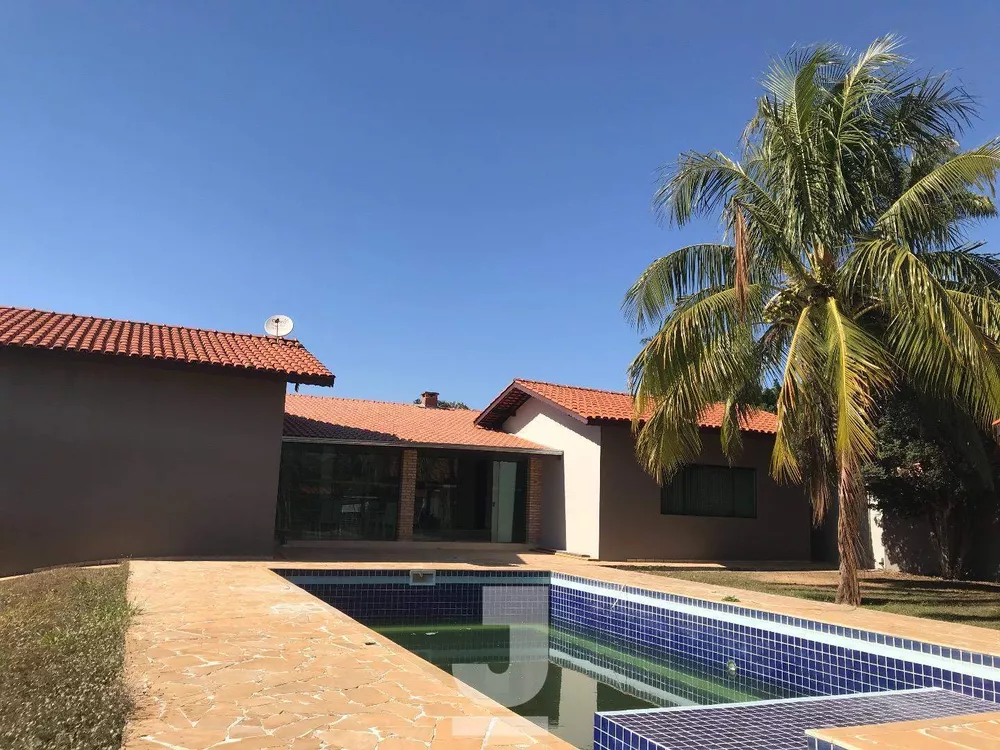 Casa de Condomínio à venda com 3 quartos, 400m² - Foto 1