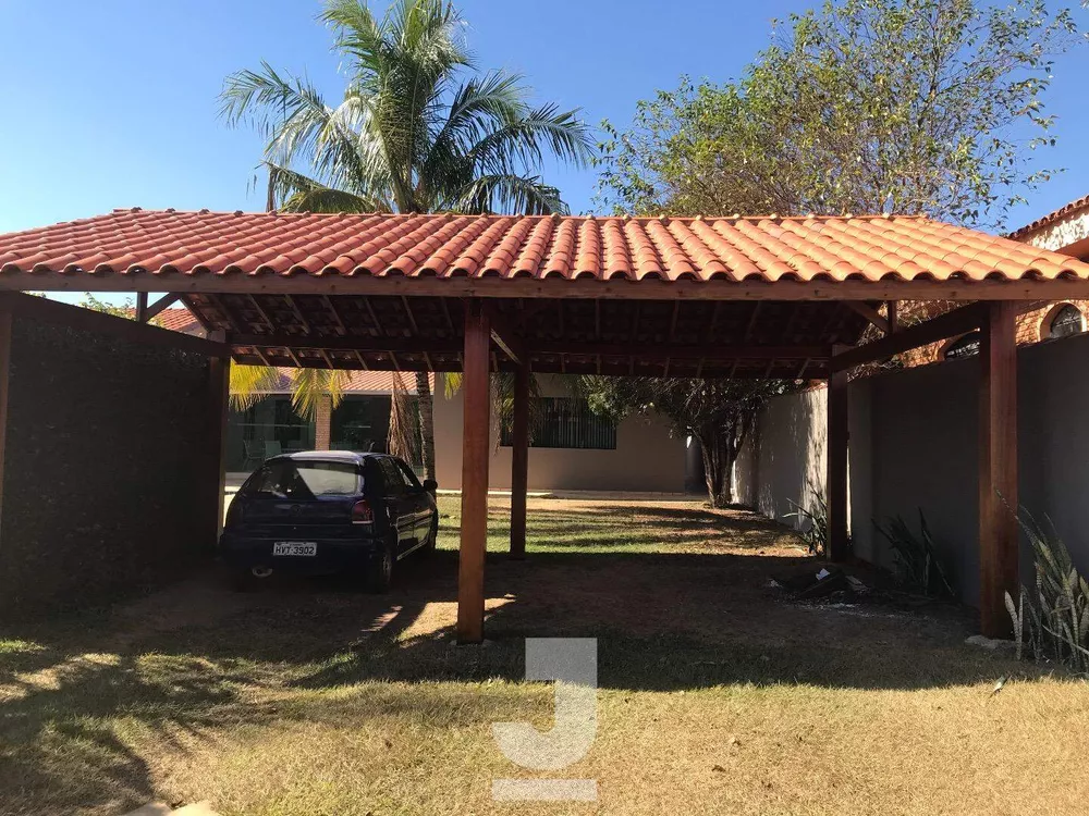 Casa de Condomínio à venda com 3 quartos, 400m² - Foto 2