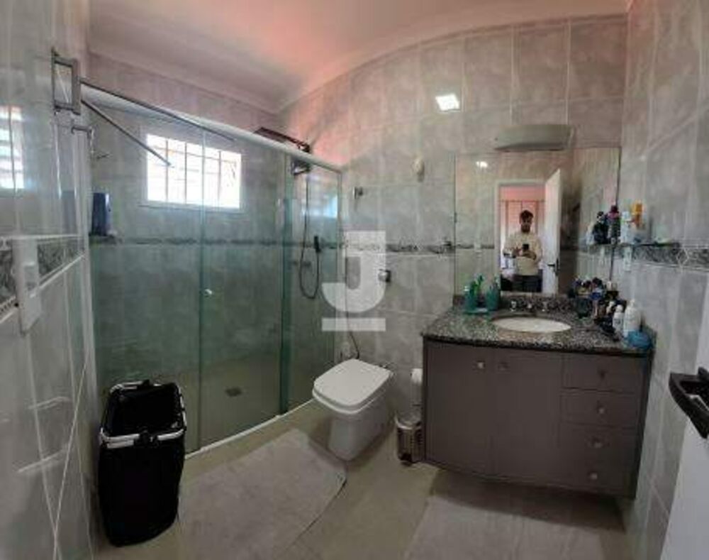 Casa à venda com 4 quartos, 275m² - Foto 3
