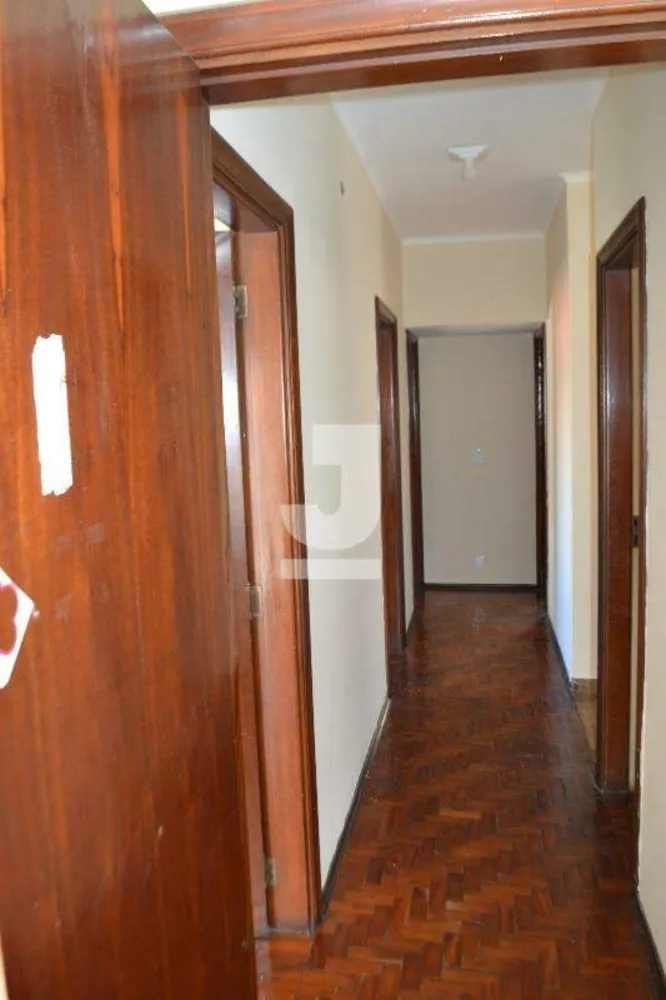 Casa, 4 quartos, 256 m² - Foto 1