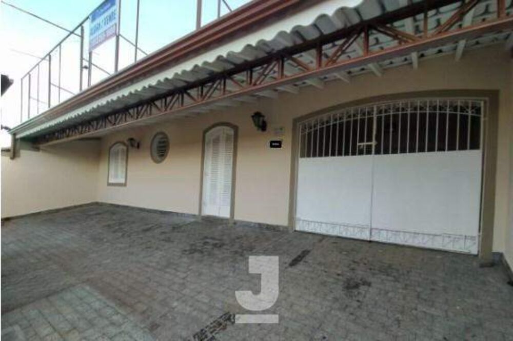 Casa, 4 quartos, 131 m² - Foto 1