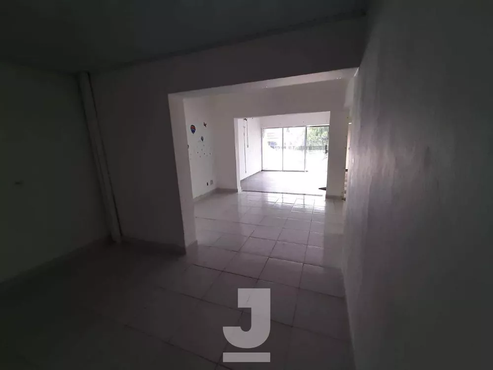 Casa à venda com 4 quartos, 225m² - Foto 4