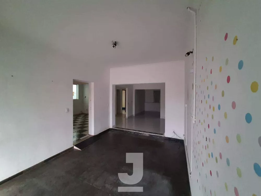 Casa à venda com 4 quartos, 225m² - Foto 3