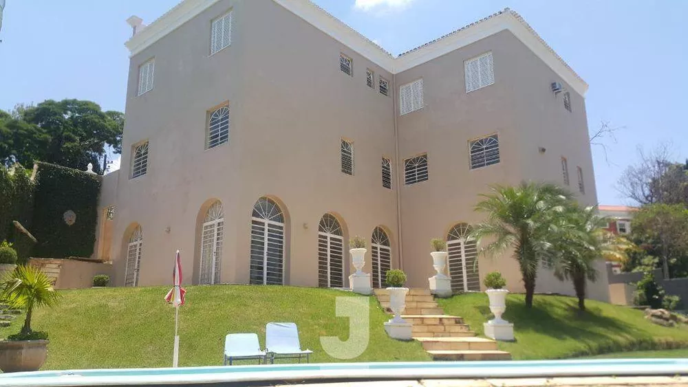 Casa à venda com 5 quartos, 750m² - Foto 3