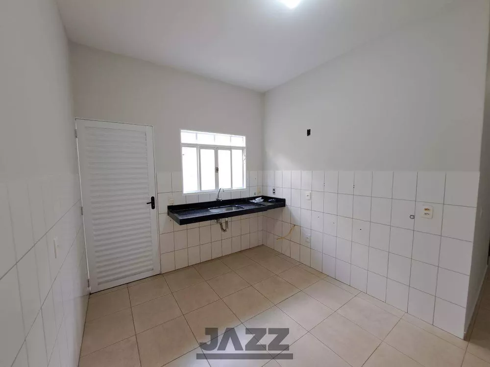 Casa à venda com 2 quartos, 65m² - Foto 3