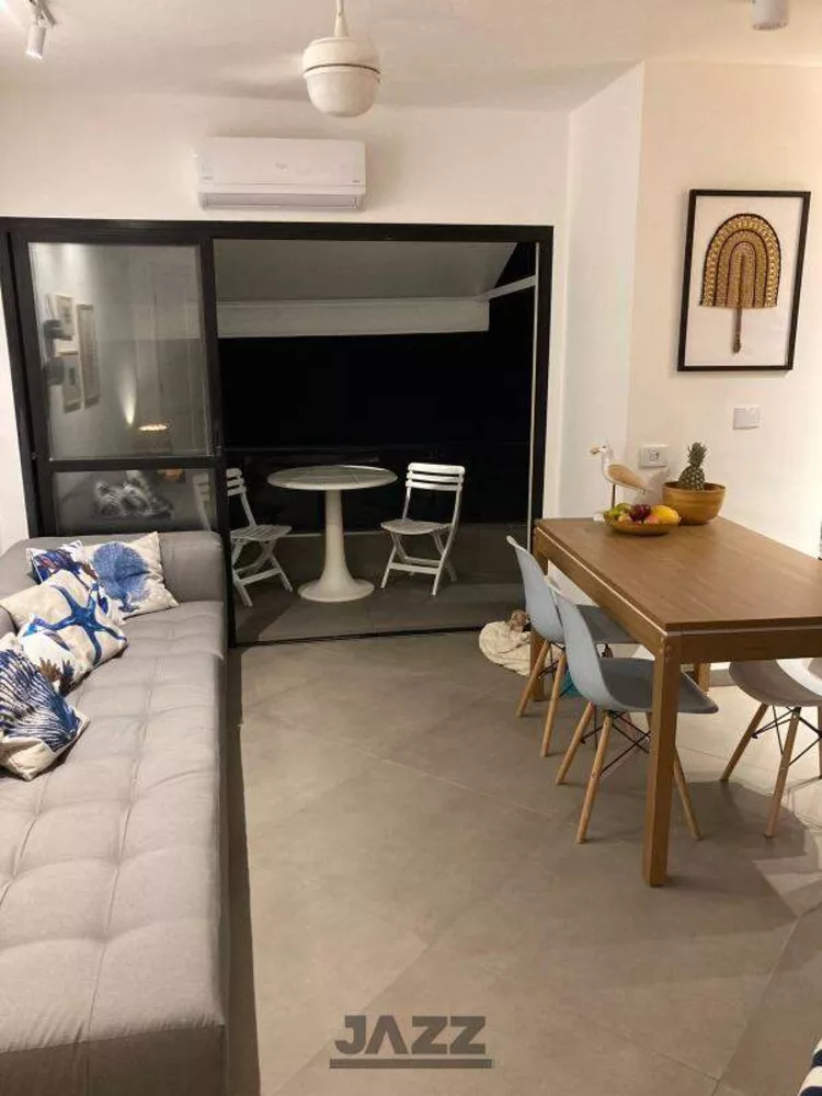 Apartamento à venda com 2 quartos, 70m² - Foto 3