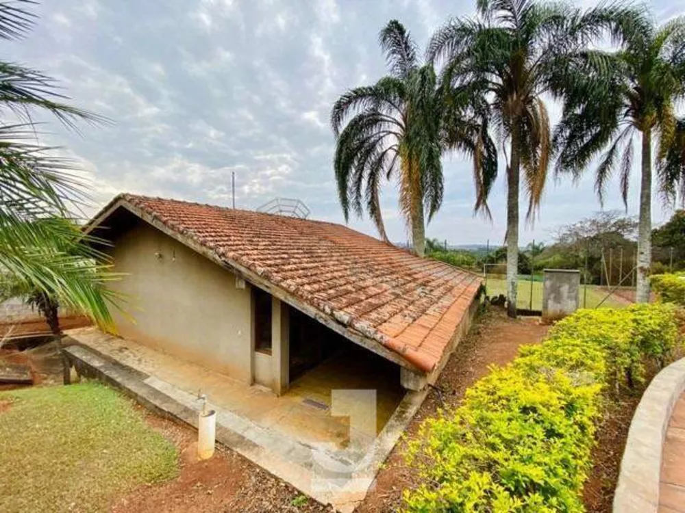 Fazenda à venda com 5 quartos, 523m² - Foto 4