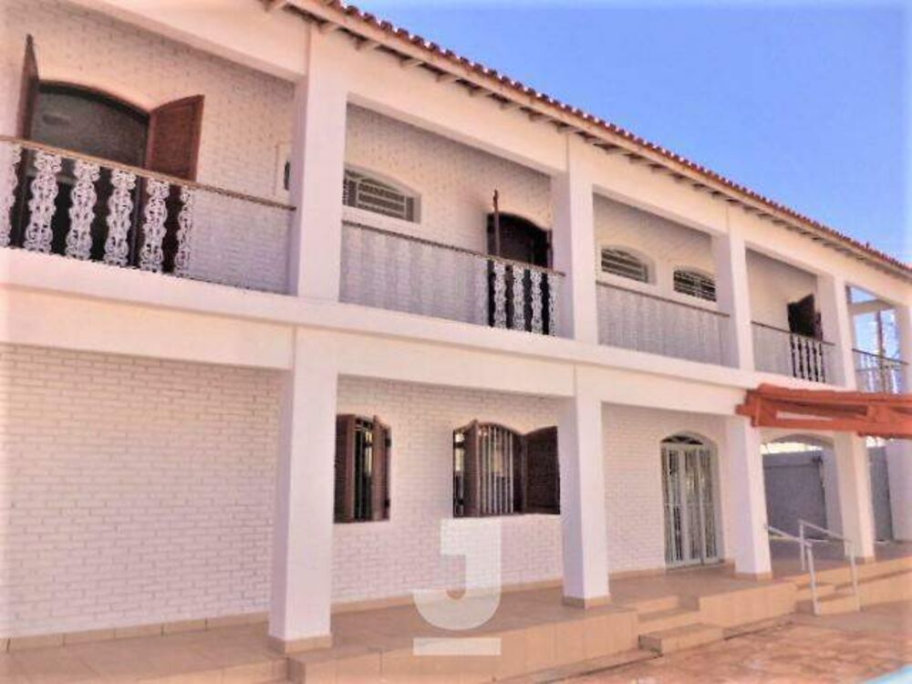 Casa, 5 quartos, 449 m² - Foto 1