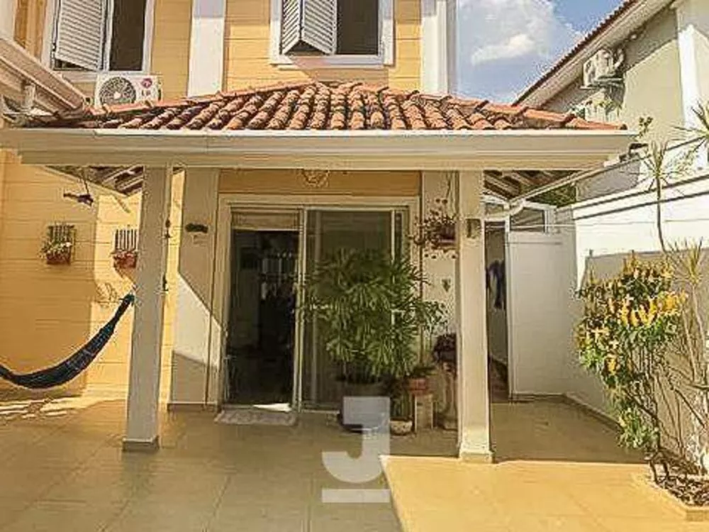 Casa de Condomínio à venda com 5 quartos, 160m² - Foto 1