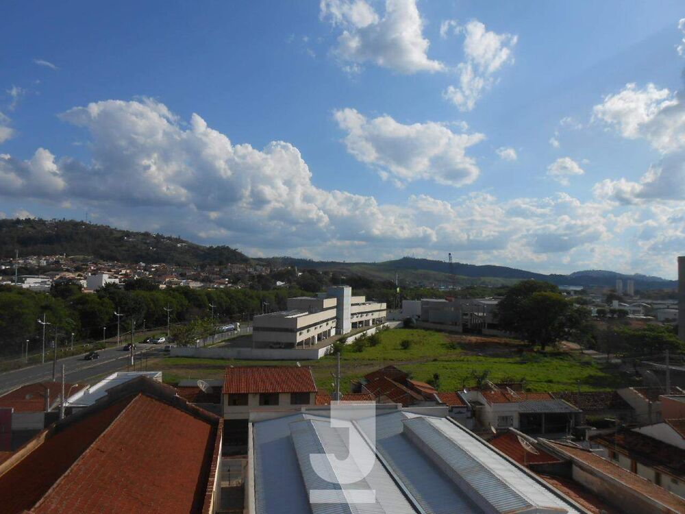 Casa, 5 quartos, 310 m² - Foto 2