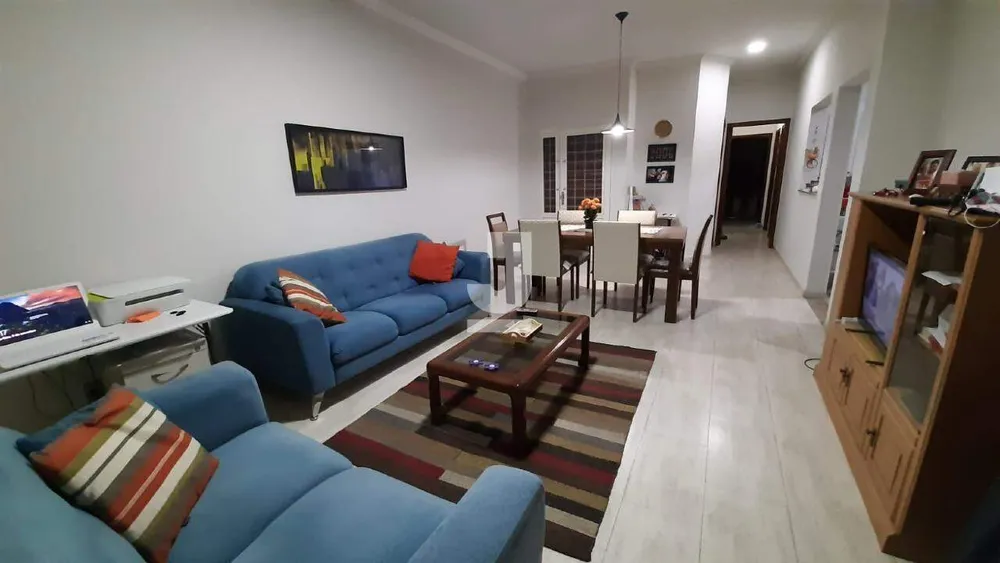 Casa, 3 quartos, 204 m² - Foto 1