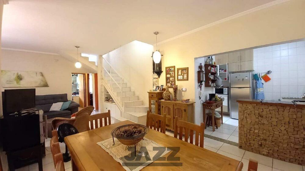 Casa, 3 quartos, 189 m² - Foto 1