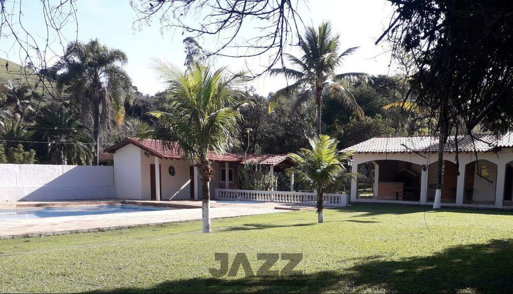 Chácara à venda com 2 quartos, 200m² - Foto 4