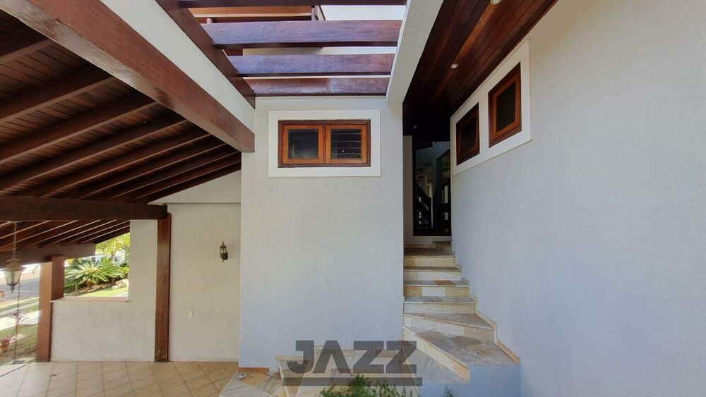 Casa de Condomínio para alugar com 4 quartos, 450m² - Foto 3
