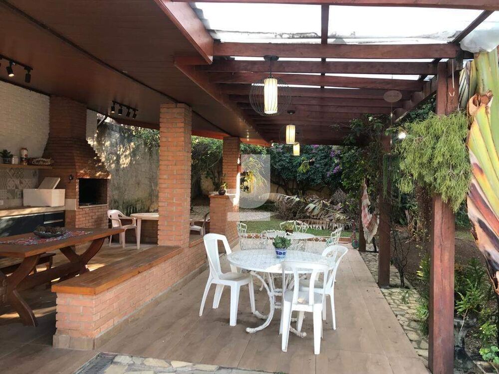 Casa, 3 quartos, 220 m² - Foto 3