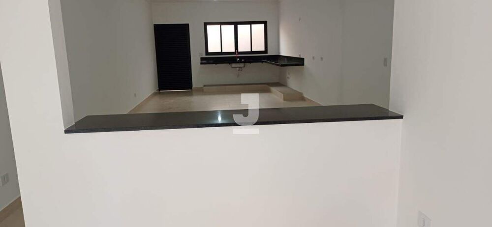 Casa à venda com 3 quartos, 167m² - Foto 2