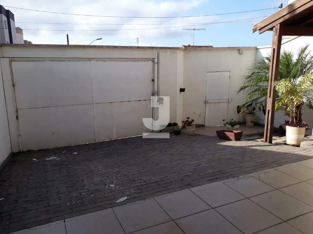 Casa, 4 quartos, 310 m² - Foto 1
