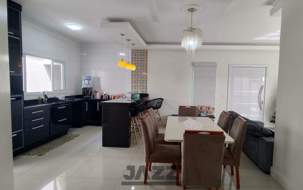 Casa, 3 quartos, 200 m² - Foto 1