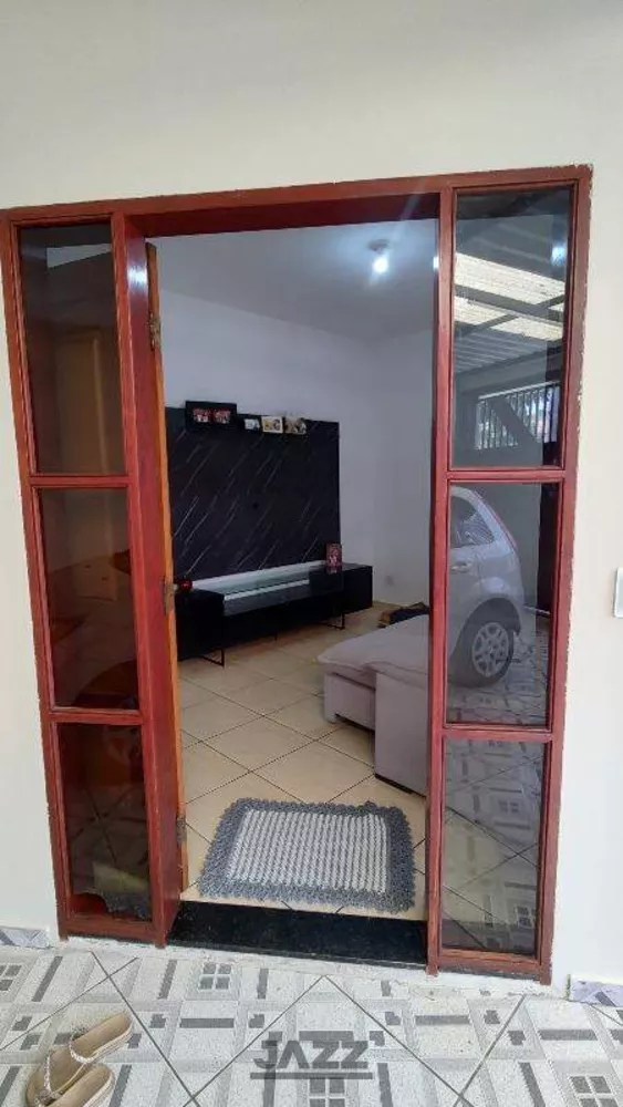 Casa à venda com 3 quartos, 165m² - Foto 4