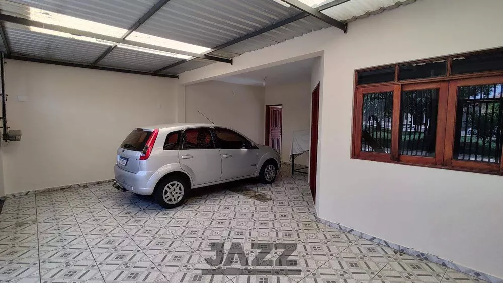 Casa à venda com 3 quartos, 165m² - Foto 3