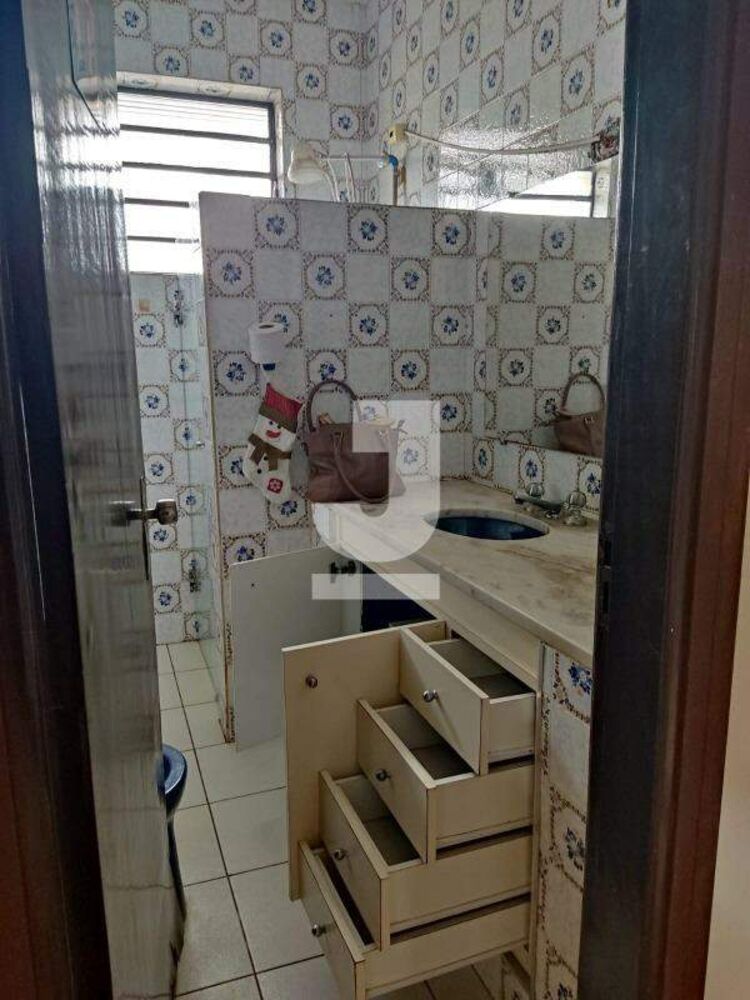Casa, 3 quartos, 190 m² - Foto 2